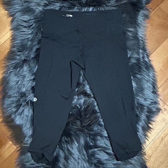 LULULEMON Run For Your Life Crop Mesh Ruffle Leggings Size 4 - Picture 4 of 5